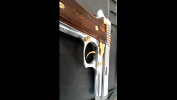 José Valentim - Restauração de uma Pistola Taurus PT 59T